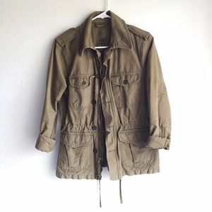 Utility / Safari military-inspired jacket